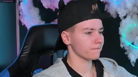 jean_wilsons online show from April 14, 2026, 10:54 am