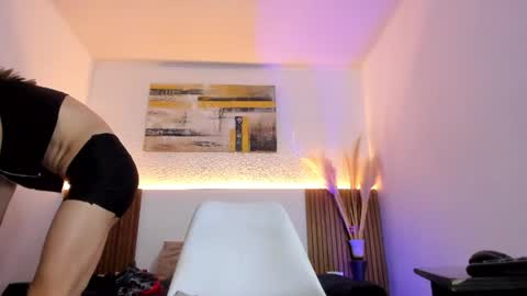 Snapshot of jeanys_sneider chatting on June 28, 2026, 5:46 am Jeays online show from June 28, 2026, 5:46 am