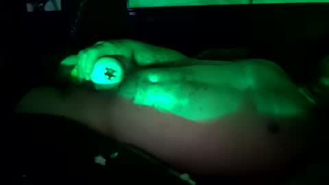 Snapshot of jefrojethro chatting on January 11, 2026, 12:43 pm jefrojethro online show from January 11, 2026, 12:43 pm