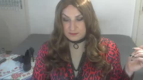 Snapshot of jellena87 chatting on June 12, 2026, 5:45 pm Jellena online show from June 12, 2026, 5:45 pm