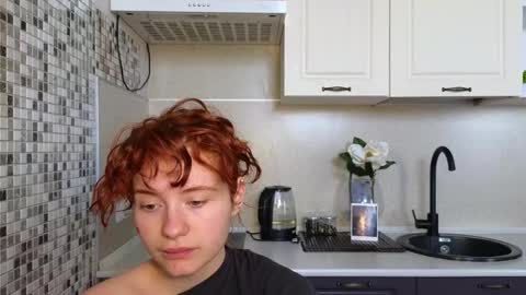 Snapshot of jelly_cherry chatting on February 26, 2025, 12:03 pm Emily online show from February 26, 2025, 12:03 pm