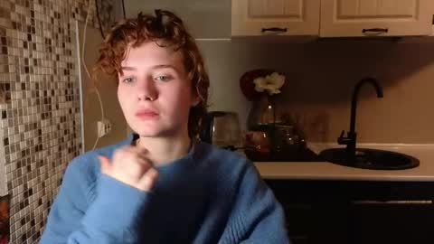 Snapshot of jelly_cherry chatting on April 11, 2026, 9:19 pm Emily online show from April 11, 2026, 9:19 pm