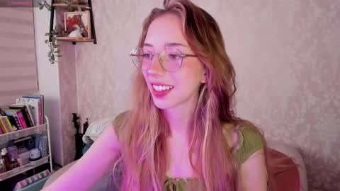 Jelly  online show from March 14, 2026, 1:01 am