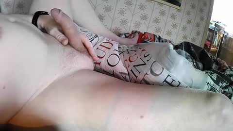 Snapshot of jellykulli chatting on March 19, 2026, 8:29 am jellykulli online show from March 19, 2026, 8:29 am