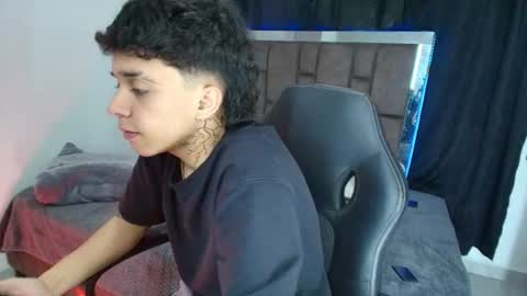 Snapshot of jendry_ chatting on July 16, 2026, 10:05 pm jendry_ online show from July 16, 2026, 10:05 pm