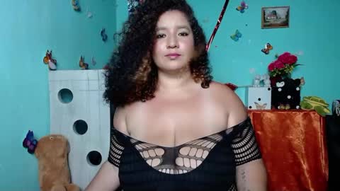 jenifer bigboobs online show from February 27, 2025, 4:41 am