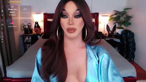 Queen Jenifer online show from March 10, 2026, 6:40 am