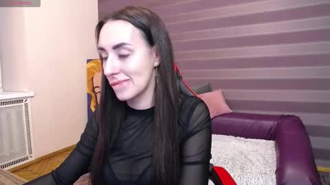 Kira online show from November 24, 2025, 8:03 am