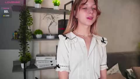 Hi everyone my name Kira online show from September 20, 2025, 10:16 am