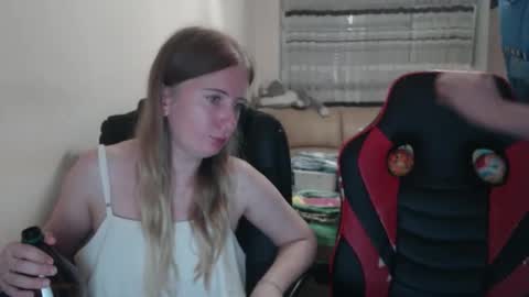 JenisAndPeter online show from September 9, 2025, 5:34 pm