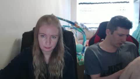 JenisAndPeter online show from September 21, 2025, 8:05 am