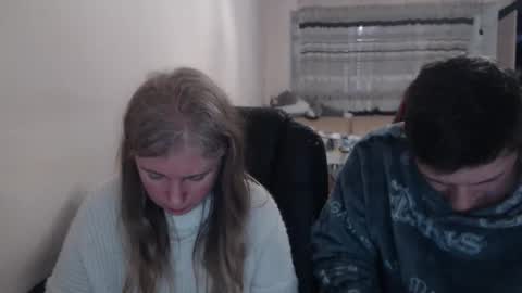 Snapshot of jenisandpeter chatting on March 7, 2026, 7:44 pm JenisAndPeter online show from March 7, 2026, 7:44 pm