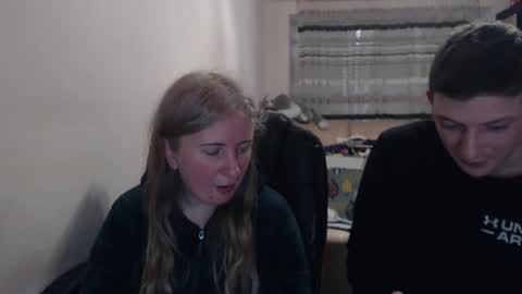 Snapshot of jenisandpeter chatting on March 17, 2026, 6:11 pm JenisAndPeter online show from March 17, 2026, 6:11 pm