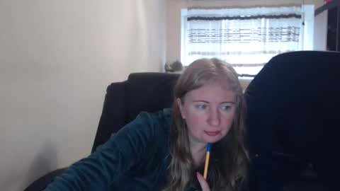 Snapshot of jenisandpeter chatting on March 19, 2026, 6:28 am JenisAndPeter online show from March 19, 2026, 6:28 am