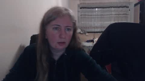 Snapshot of jenisandpeter chatting on March 19, 2026, 6:56 pm JenisAndPeter online show from March 19, 2026, 6:56 pm