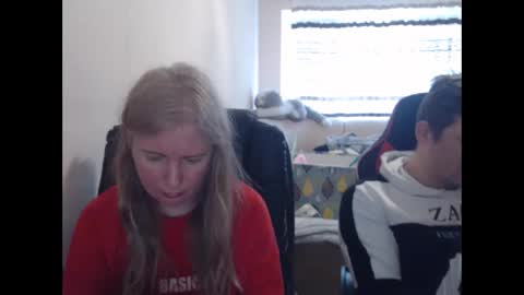 Snapshot of jenisandpeter chatting on April 13, 2026, 8:09 am JenisAndPeter online show from April 13, 2026, 8:09 am