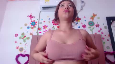 JENN online show from February 4, 2025, 3:00 am