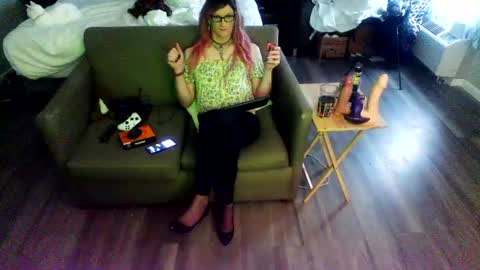 Jenna Cross online show from July 4, 2026, 12:06 am