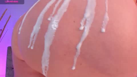 Snapshot of jennaolson chatting on February 9, 2025, 8:34 pm Jenna Olson online show from February 9, 2025, 8:34 pm