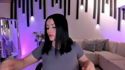 Snapshot of jennaolson chatting on February 19, 2025, 6:54 pm Jenna Olson online show from February 19, 2025, 6:54 pm