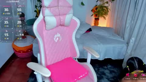 Snapshot of jenndy_lockhart chatting on February 6, 2026, 3:00 am follow me in me IG jenndy971 online show from February 6, 2026, 3:00 am