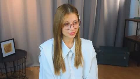 Kate online show from July 14, 2026, 3:22 am