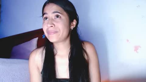 jenner_lena online show from April 19, 2026, 8:13 am