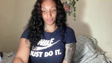 Snapshot of jenni_cash chatting on October 7, 2025, 6:43 am Mistress Jenni online show from October 7, 2025, 6:43 am