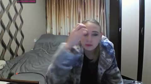 JenniDeep online show from March 5, 2026, 6:37 pm