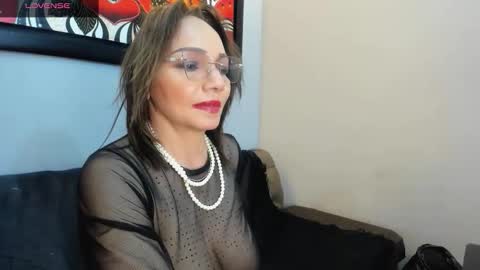 Jennie online show from November 30, 2025, 1:37 pm