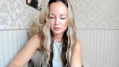 Snapshot of jennifer838 chatting on October 31, 2025, 6:20 pm Jennifer online show from October 31, 2025, 6:20 pm