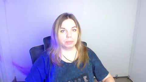 Jennifer online show from October 14, 2025, 5:41 am