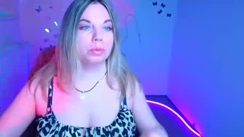 Jennifer online show from April 1, 2026, 5:52 am