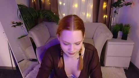 Jennifer online show from April 4, 2026, 12:35 pm