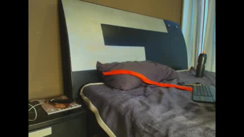 Snapshot of jennmullatta_ chatting on February 13, 2025, 7:10 pm Jenn online show from February 13, 2025, 7:10 pm