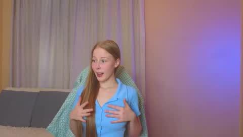 Snapshot of jenny_angelok chatting on March 9, 2025, 9:57 am Next broadcast on December 05 subject to change online show from March 9, 2025, 9:57 am