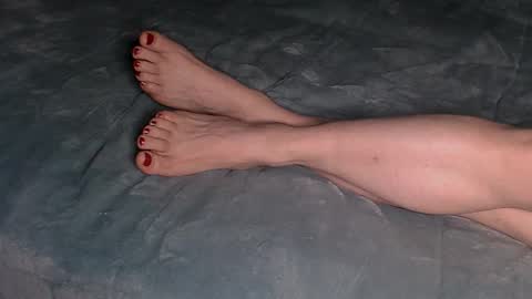 Snapshot of jenny_fighterfeet chatting on February 26, 2025, 10:42 pm Jenny online show from February 26, 2025, 10:42 pm