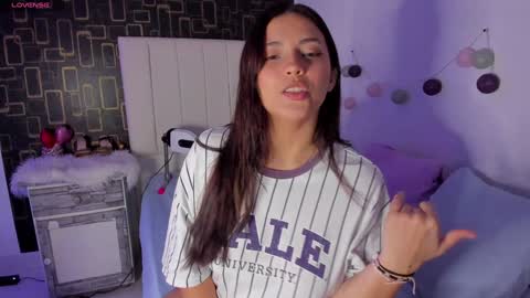 Snapshot of jenny_ford_181 chatting on January 12, 2025, 2:45 am andrea online show from January 12, 2025, 2:45 am