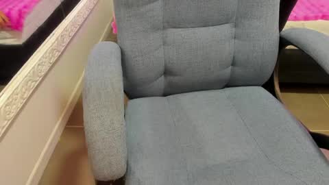 jenny_stark online show from April 18, 2026, 11:03 am