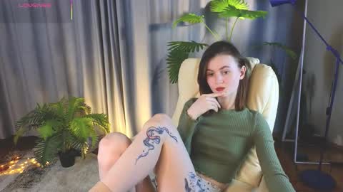 Snapshot of jennyfer_me chatting on February 27, 2026, 1:33 pm jennyfer_me online show from February 27, 2026, 1:33 pm