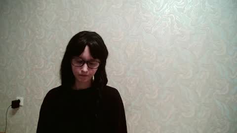 JennyOlset online show from March 30, 2026, 3:07 am