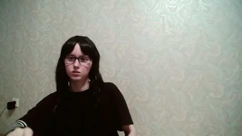 JennyOlset online show from June 7, 2026, 11:03 am