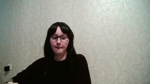 JennyOlset online show from June 17, 2026, 3:42 am