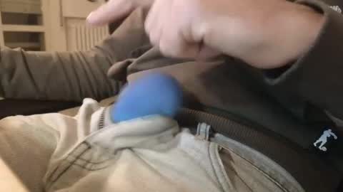 Snapshot of jeremie18cms chatting on December 22, 2024, 7:42 pm Machine Sperme online show from December 22, 2024, 7:42 pm