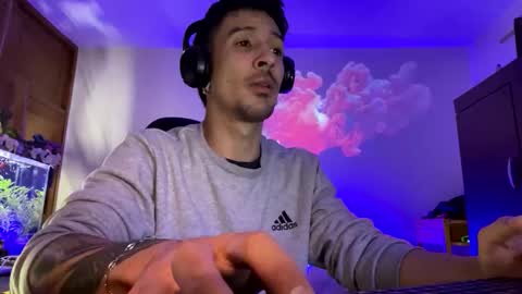 Snapshot of jeremmy_mclayne chatting on February 4, 2026, 8:42 am Jeremmy online show from February 4, 2026, 8:42 am