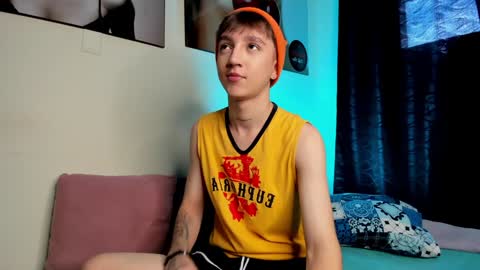 jero independent model online show from December 18, 2024, 4:28 pm