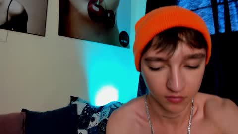 jero independent model online show from December 18, 2024, 7:30 pm