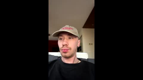 jerk100e online show from June 5, 2026, 2:18 am