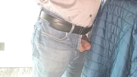 Snapshot of jerker_fan chatting on April 7, 2026, 9:37 pm jerker_fan online show from April 7, 2026, 9:37 pm