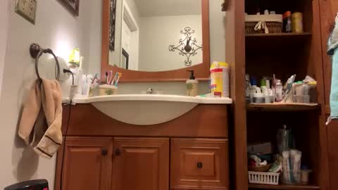 jerkinmachine online show from December 5, 2024, 3:59 am